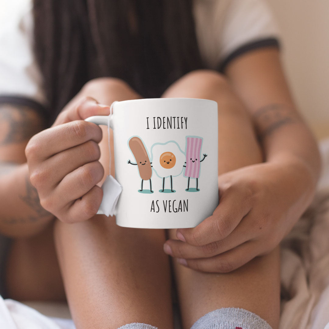 I Identify As Vegan - Funny Coffee Gift Mug For Your Vegan Friends & Familly - Perfect For Birthdays / Christmas
